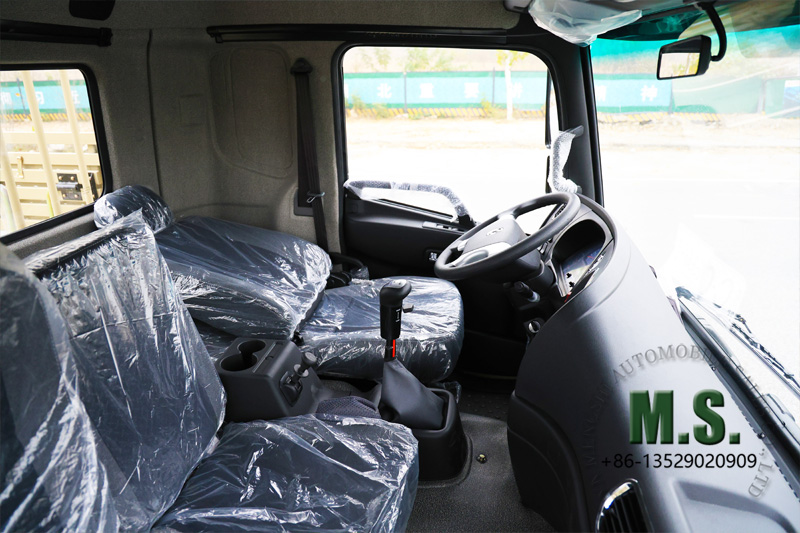 Dongfeng شاحنة بضائع ذات وزن إجمالي 4x2، 18 طن، حزام منخفض السعر، كابينة بسيطة جديدة