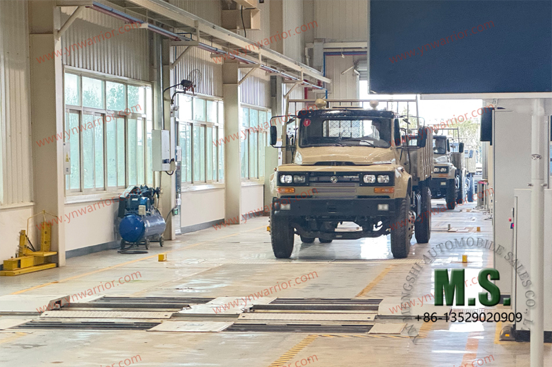 Dongfeng إطار مزدوج خلفي لشاحنة 4x4_ الفحص الأخير