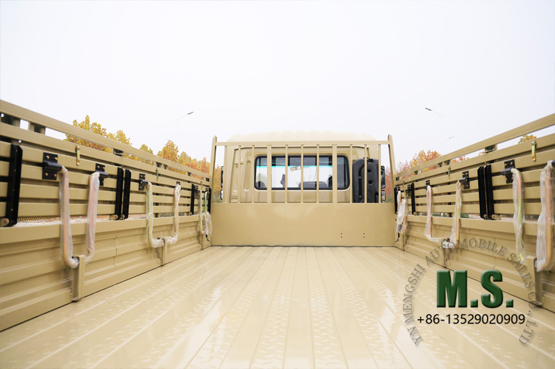 Dongfeng شاحنة بضائع ذات وزن إجمالي 4 × 2، 18 طن، نطاق منخفض السعر جديد داخل صندوق الشحن على البعد