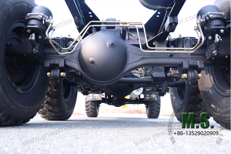 Dongfeng شاحنة للطرق الوعرة مقاس 6x6 سعة 11 طنًا إطار خلفي فردي محور للطرق الوعرة