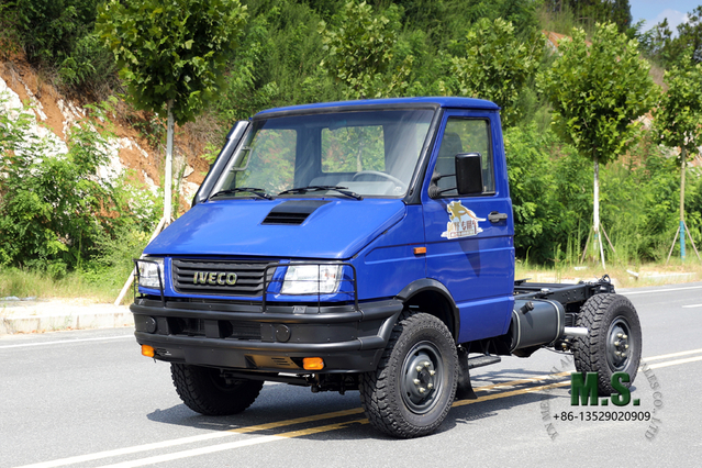 Blue Four Drive Iveco هيكل صغير للطرق الوعرة هيكل قصير الرأس متعدد الوظائف تصدير هيكل السيارة الخاصة