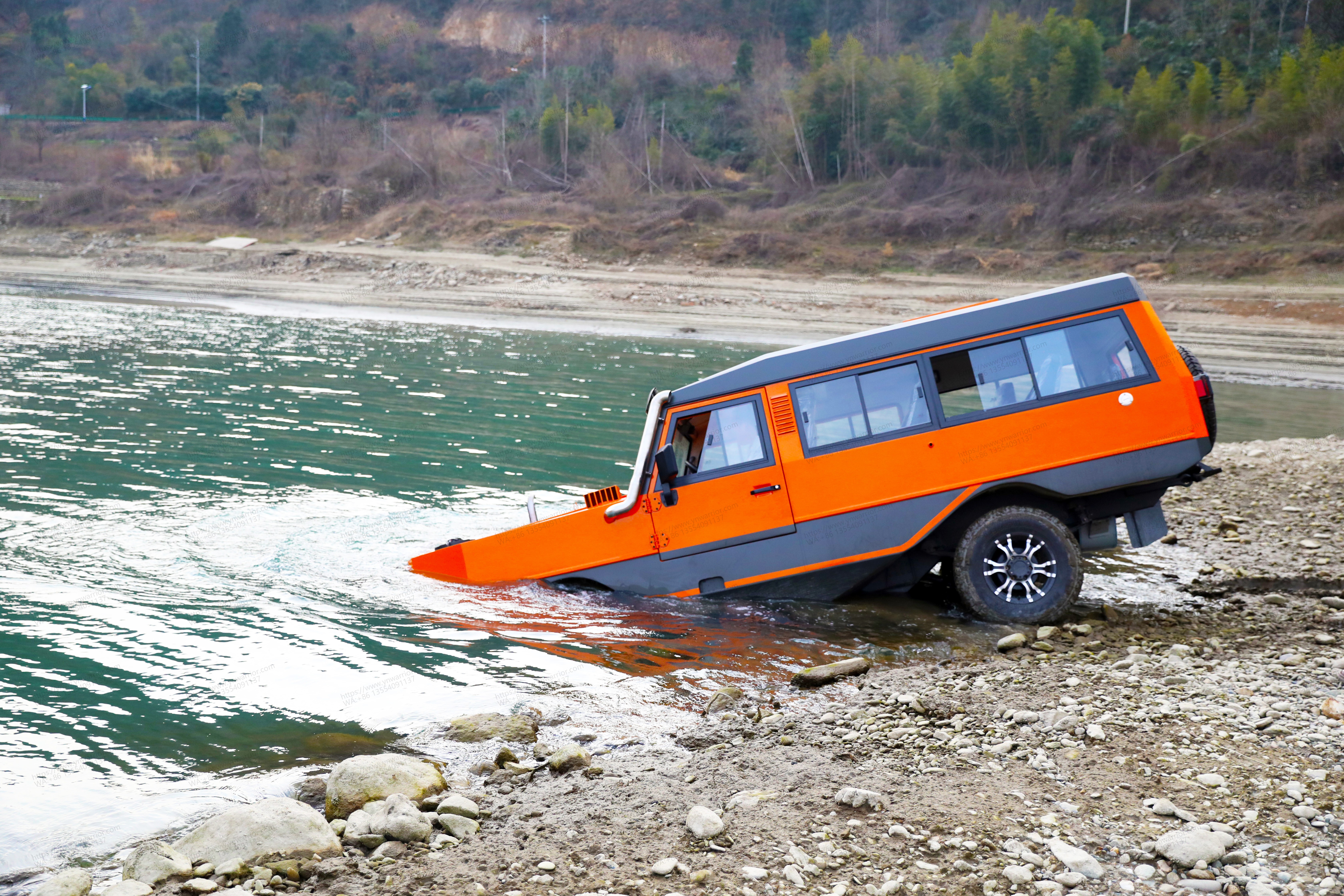 الصين 4 × 4 على الطرق الوعرة ، مركبة مدنية برمائية ، الصين صنعت 