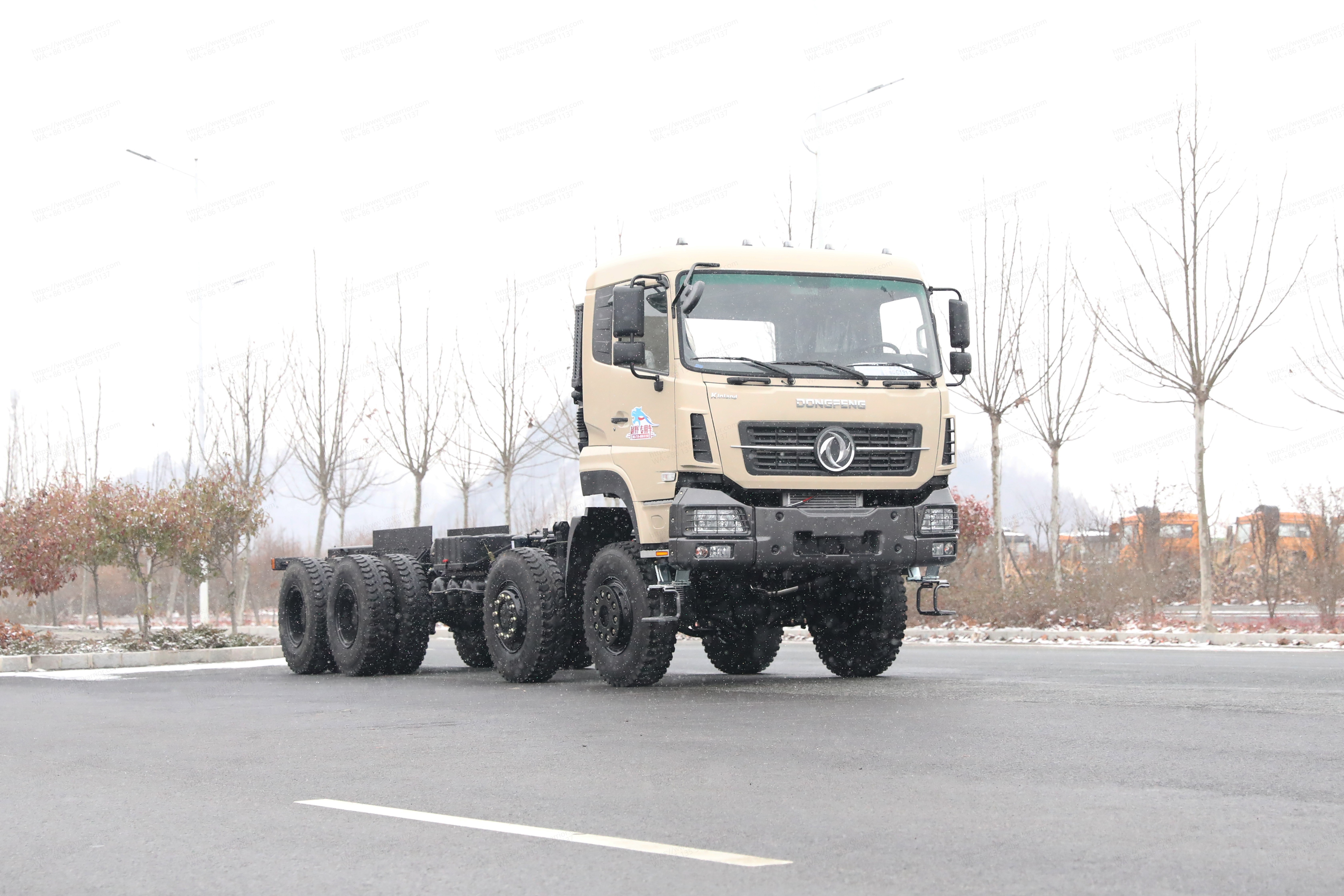 صينية Dongfeng 8x8 هيكل شاحنة 