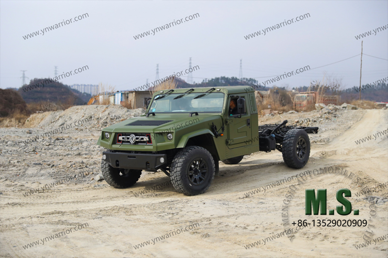 Dongfeng هيكل Mengshi 4x4 للطرق الوعرة مع كابينة 