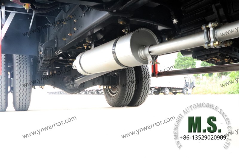 4x4 هيكل على الطرق الوعرة من Dongfeng 