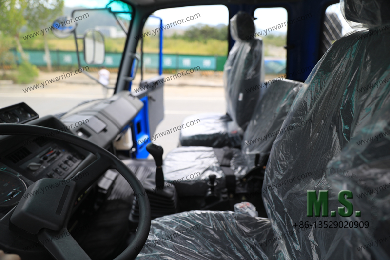 كابينة شاحنة صينية Dongfeng 