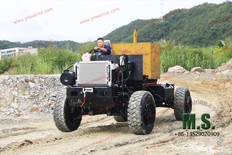 واجب كبير 13000kg 4x4 هيكل متداول على الطرق الوعرة 