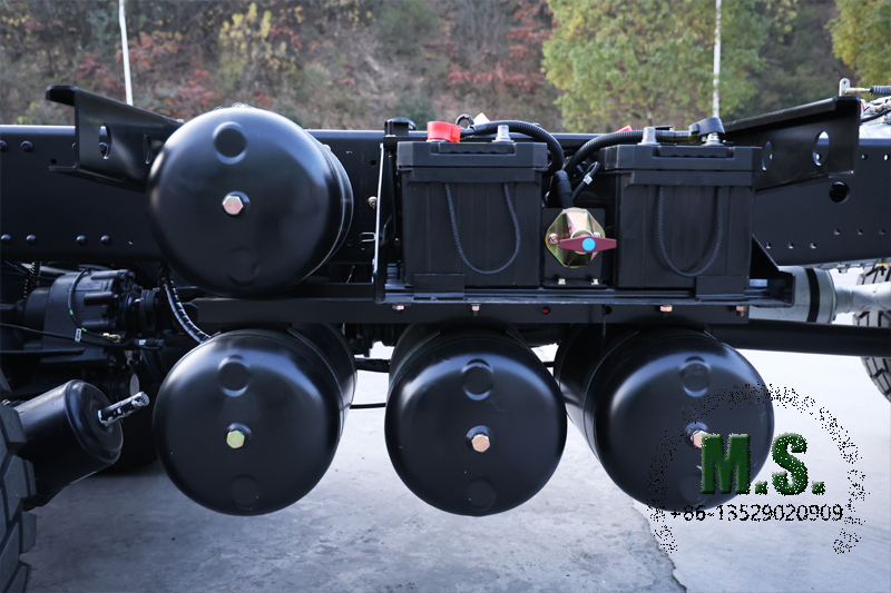 6x6 هيكل دوار بقوة 340 حصانًا للحافلة أسطوانة هوائية فرامل هوائية 