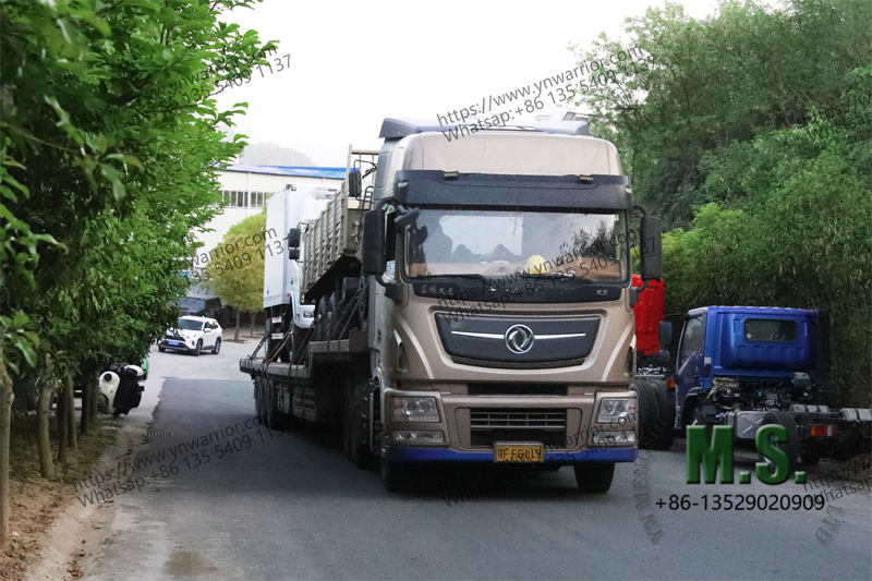 Truck مركبة جديدة جاهزة للذهاب 