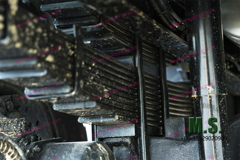 الخلفية أوراق تعليق زنبركي لحاملة القوات المدرعة الصينية 