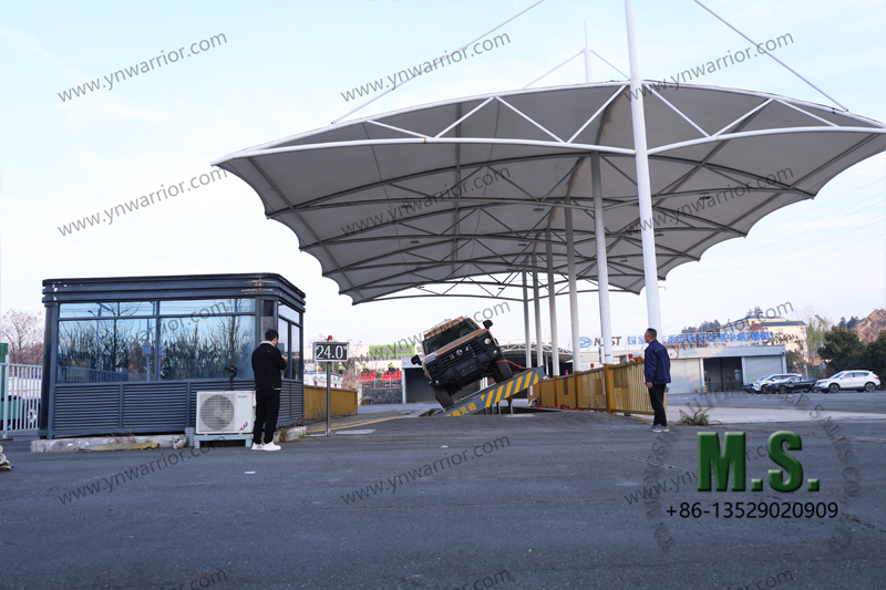 الصينية 4x4 MS600 على أرض الاختبار 