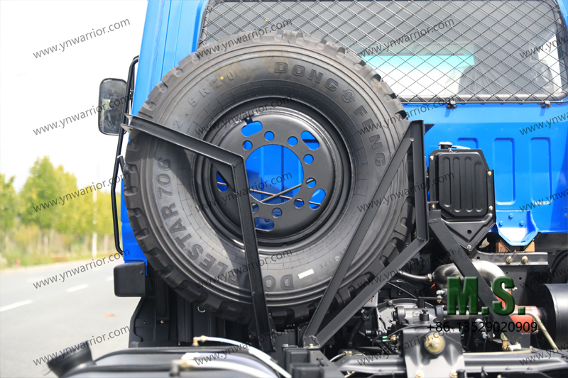 خلف الكابينة صينية Dongfeng 