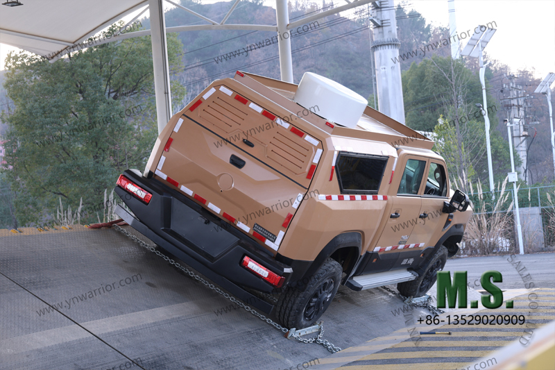 4x4 الصينية الراقية اختبار القدرة على التدرج للتعليق المستقل على عظم الترقوة المزدوج Euro-6 اختبار القدرة على المنحدر الجانبي للتعليق 