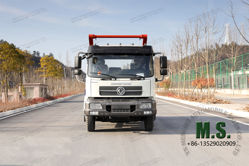 على جانب الشاحنة اللودر القمامة الشاحنة 